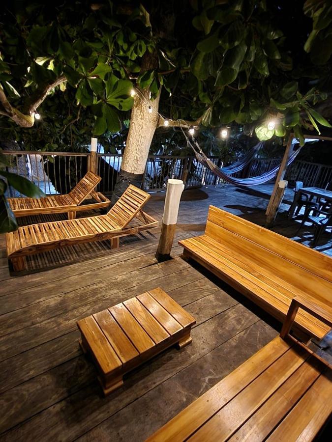 El Almendron Beach Hostel Guachaca Bagian luar foto