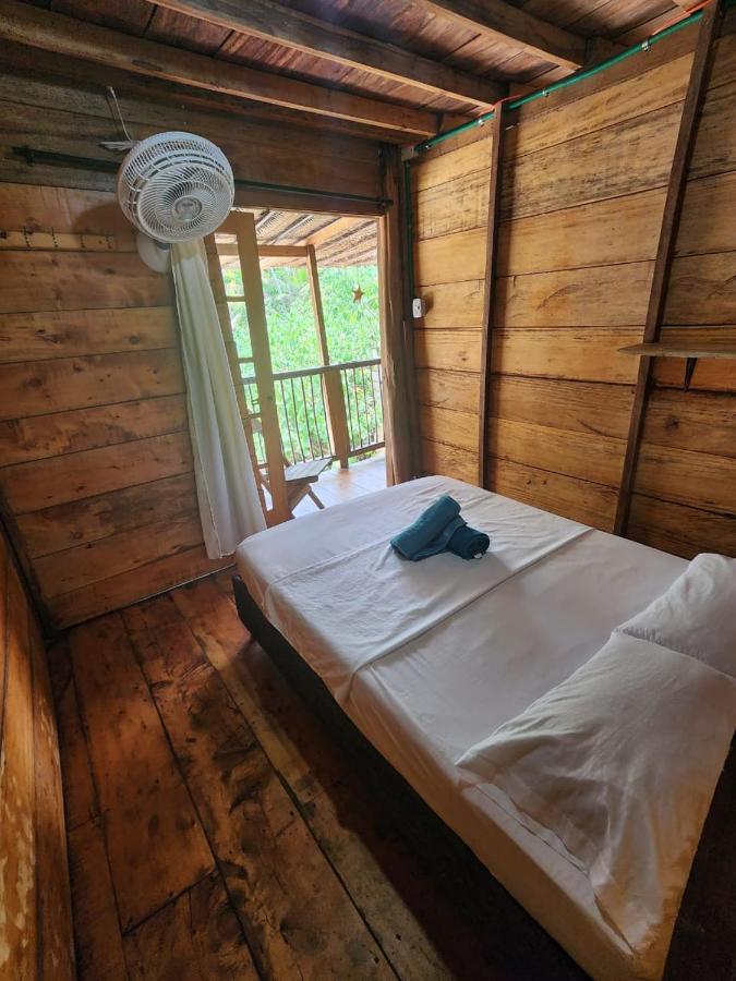 El Almendron Beach Hostel Guachaca Bagian luar foto