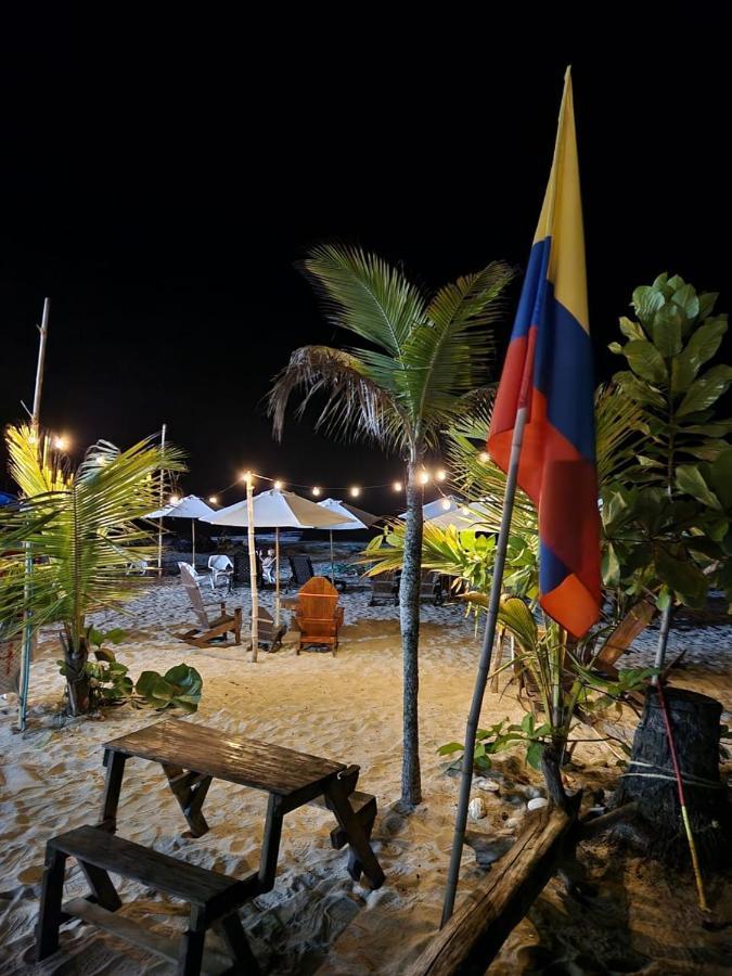 El Almendron Beach Hostel Guachaca Bagian luar foto