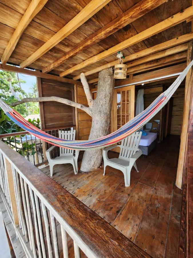 El Almendron Beach Hostel Guachaca Bagian luar foto